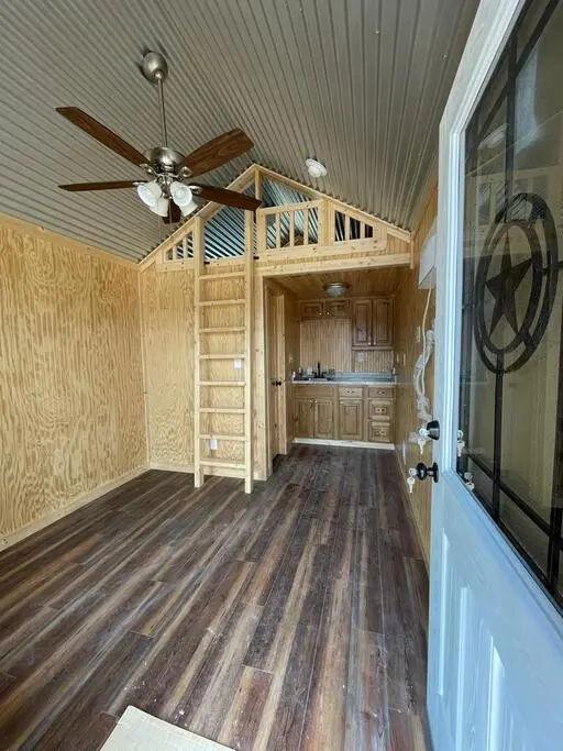 10x20 Tiny Home 1